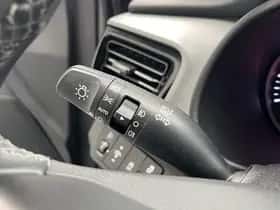 Kia Stonic (2020) thumbnail 29