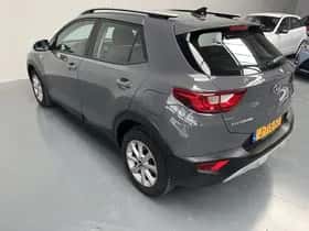 Kia Stonic (2020) thumbnail 40