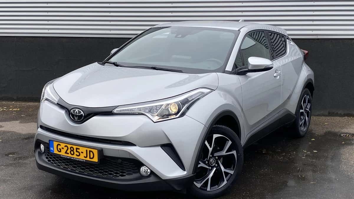 Toyota C-HR (2019) — foto 1