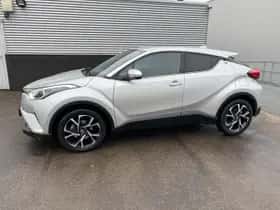 Toyota C-HR (2019) thumbnail 3