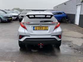 Toyota C-HR (2019) thumbnail 62