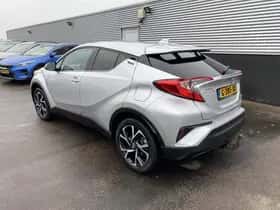 Toyota C-HR (2019) thumbnail 69