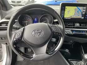 Toyota C-HR (2019) thumbnail 79