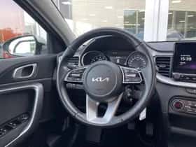 Kia Ceed Sportswagon (2024) thumbnail 13