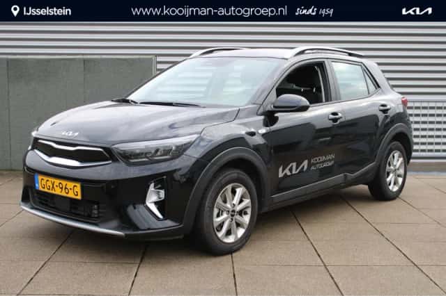 Kia Stonic (2024) thumbnail 1