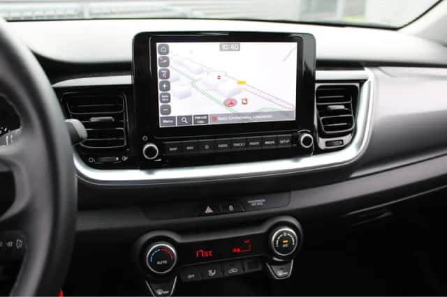 Kia Stonic (2024) thumbnail 18