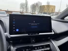 Toyota C-HR (2024) thumbnail 17