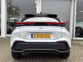 Toyota C-HR (2024) thumbnail 53