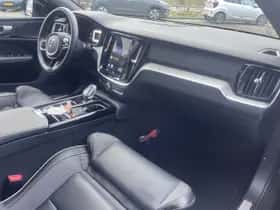 Volvo S60 (2023) thumbnail 14