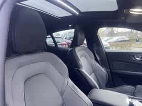 Volvo S60 (2023) thumbnail 65