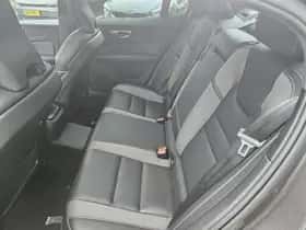 Volvo S60 (2023) thumbnail 73