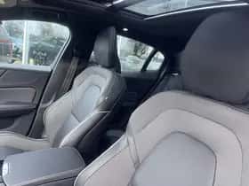 Volvo S60 (2023) thumbnail 74
