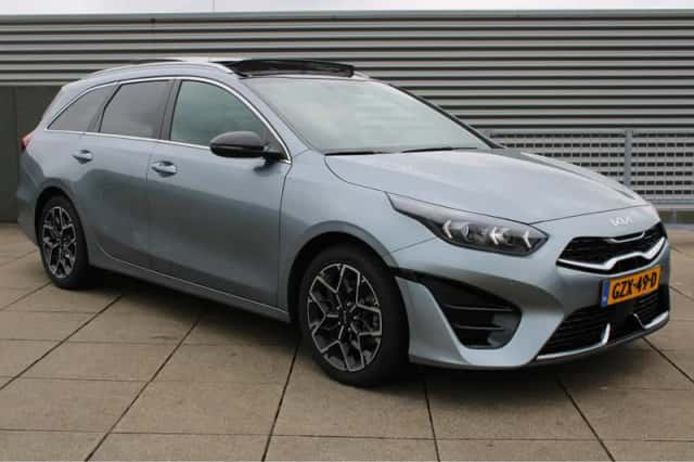Kia Ceed Sportswagon (2025) thumbnail 2