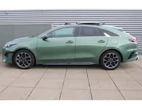 Kia Proceed (2024) thumbnail 4