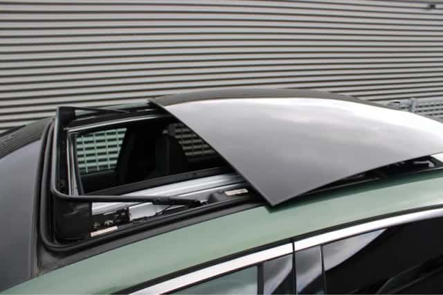 Kia Proceed (2024) thumbnail 5