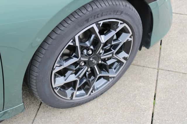 Kia Proceed (2024) thumbnail 10