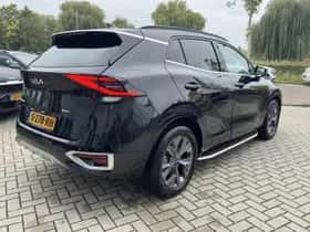 Kia Sportage (2023) thumbnail 4