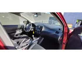 Nissan Pulsar (2015) thumbnail 10