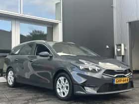 Kia Ceed Sportswagon (2024) thumbnail 4