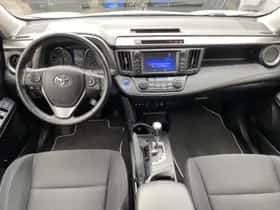 Toyota RAV4 (2016) thumbnail 26