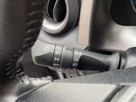 Toyota RAV4 (2016) thumbnail 84