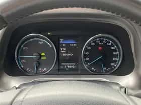 Toyota RAV4 (2016) thumbnail 89