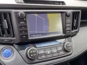 Toyota RAV4 (2016) thumbnail 91