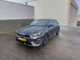 Kia Proceed (2024) thumbnail 3