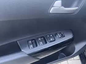 Kia Picanto (2023) thumbnail 31