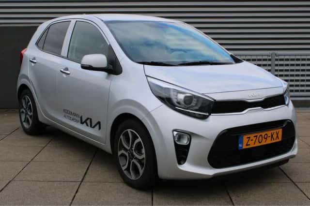 Kia Picanto (2024) thumbnail 2