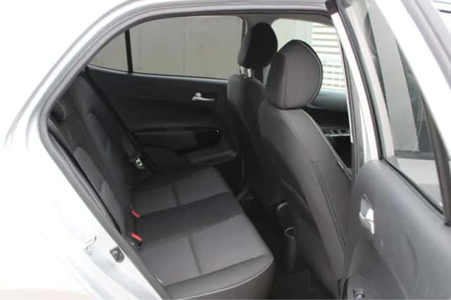 Kia Picanto (2024) thumbnail 15