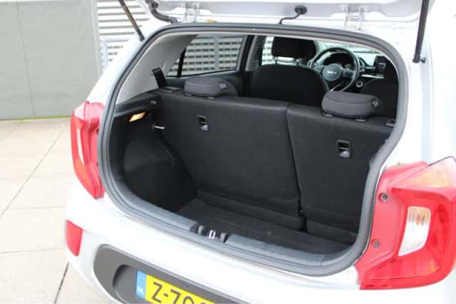 Kia Picanto (2024) thumbnail 17