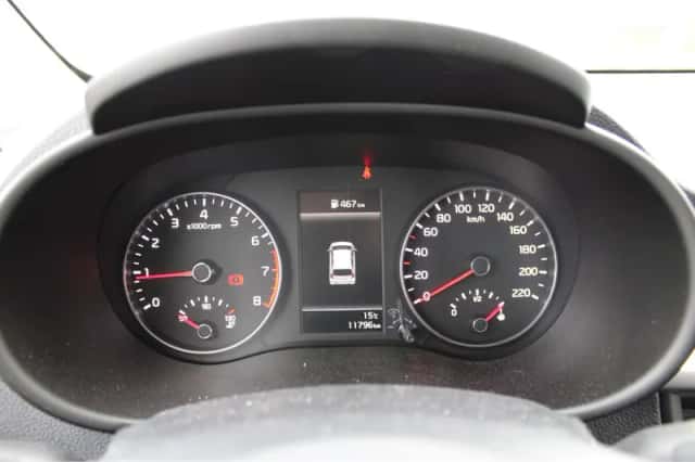 Kia Picanto (2024) thumbnail 20