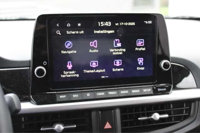Kia Picanto (2024) thumbnail 32