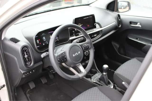Kia Picanto (2025) thumbnail 16
