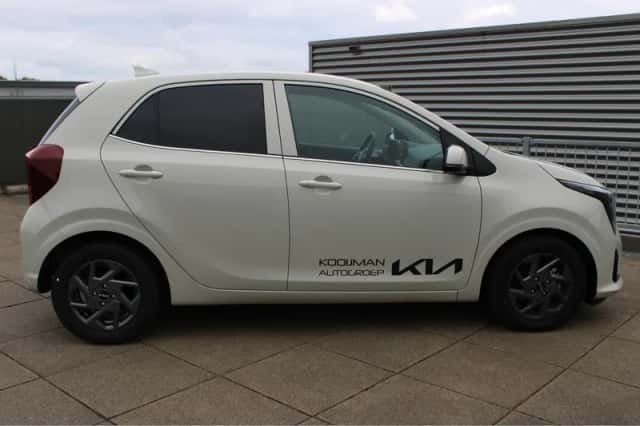 Kia Picanto (2025) thumbnail 8