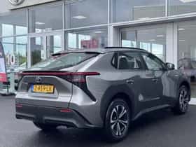 Toyota bZ4X (2024) thumbnail 7