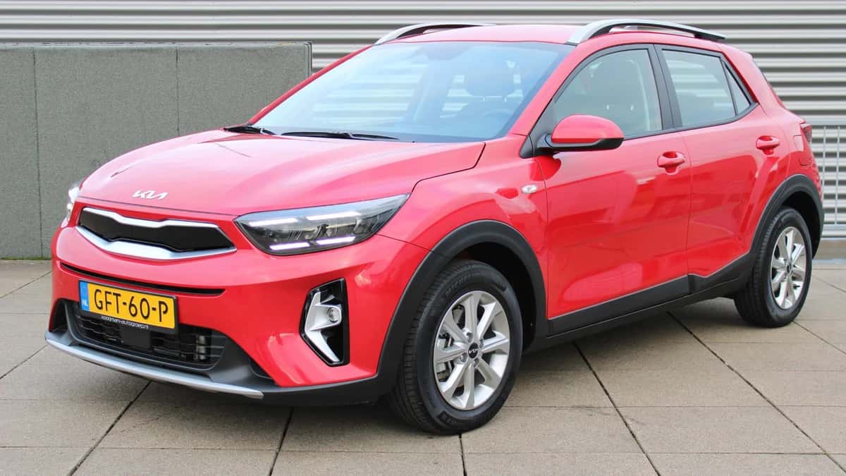 Kia Stonic (2024) — foto 1