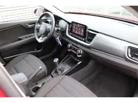 Kia Stonic (2024) thumbnail 11