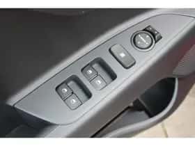 Kia Stonic (2024) thumbnail 16