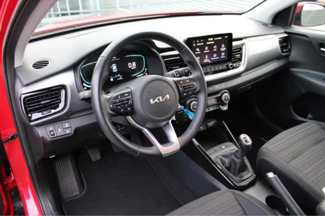 Kia Stonic (2024) thumbnail 17