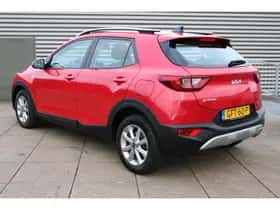 Kia Stonic (2024) thumbnail 5