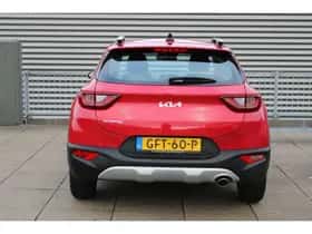 Kia Stonic (2024) thumbnail 6