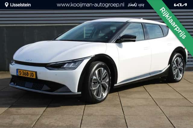 Kia EV6 (2022) thumbnail 1