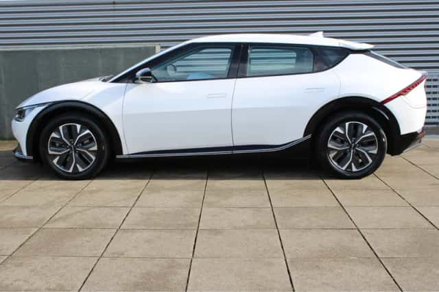 Kia EV6 (2022) thumbnail 4
