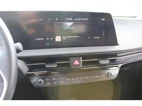 Kia EV6 (2022) thumbnail 32