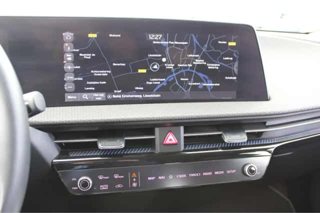 Kia EV6 (2022) thumbnail 38