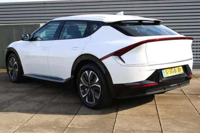 Kia EV6 (2022) thumbnail 5