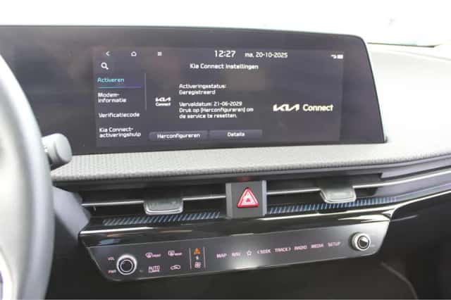 Kia EV6 (2022) thumbnail 41
