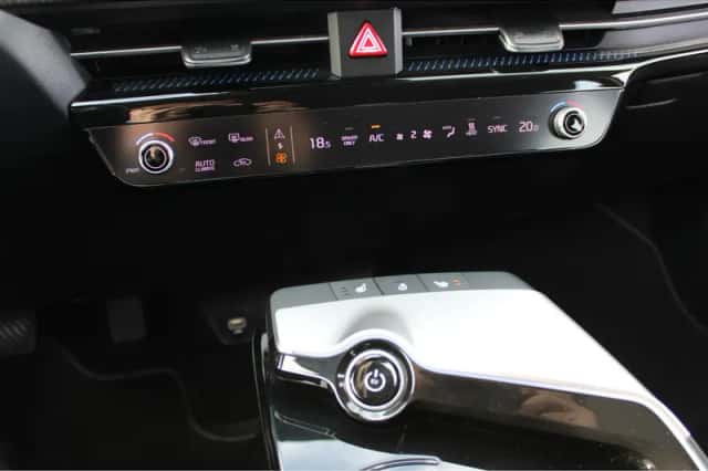 Kia EV6 (2022) thumbnail 43